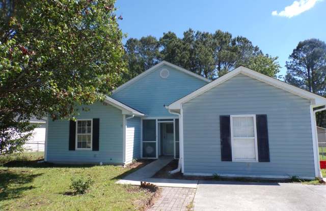 Lovely 3 Bedroom 2 Full Bathroom with a Bonus Room located in Springdale Acres photos photos