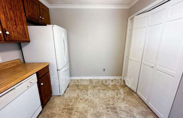 61 S Sussex Drive Gallery 4