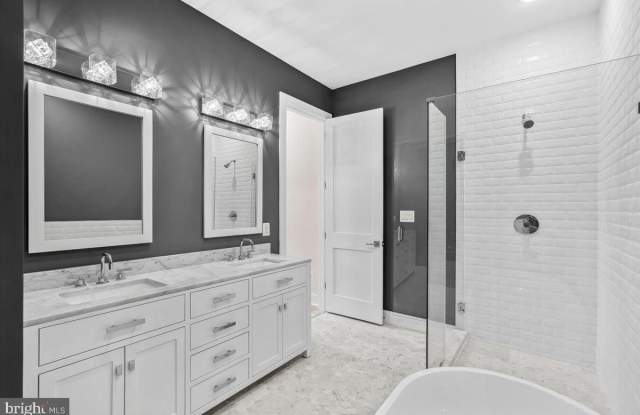1236 RAUM NE - 1236 Raum Street Northeast, Washington, DC 20002