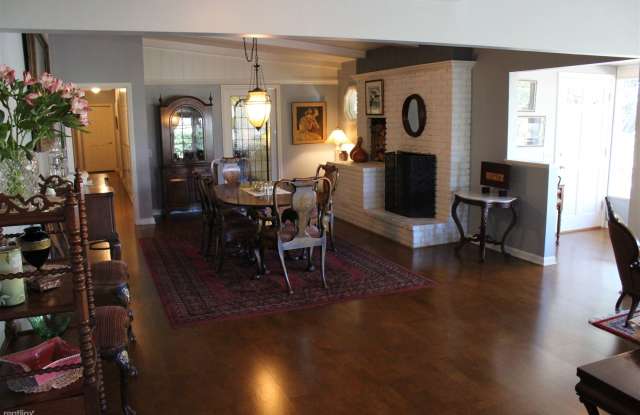 1058 Inverness Dr Gallery 2