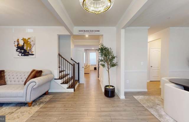 10909 MERIDIAN HILL Way Gallery 3