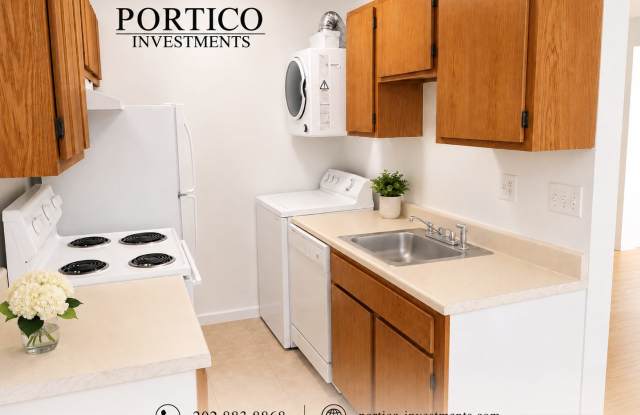 2026 Move-In Special – $500 LEASE SIGNING BONUS!! Cozy 1-Bedroom Apartment with W/D & Parking in Southeast DC Gallery 1