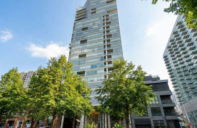 510 W Erie Street unit: 1207 photos photos