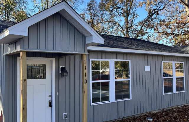 1110 E 34th Street photos photos