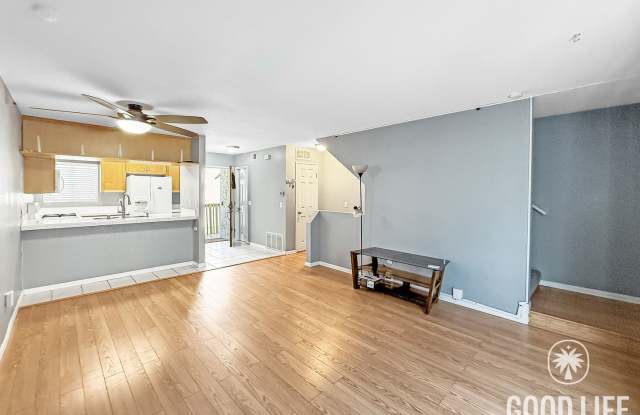Charming 2BR / 1.5BA condo with 2-Car Garage in Imperial Beach photos photos