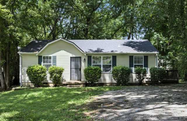203 Creekside Dr. Clarksville, TN 37042 - Section 8 Welcome! photos photos