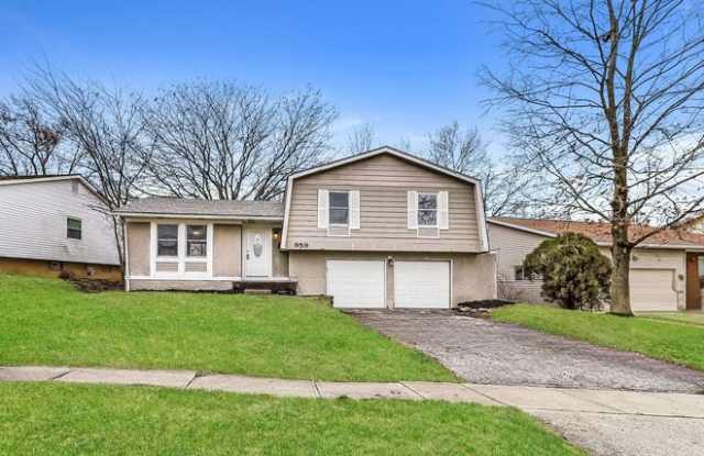 959 Smiley Avenue - 959 Smiley Avenue, Forest Park, OH 45240