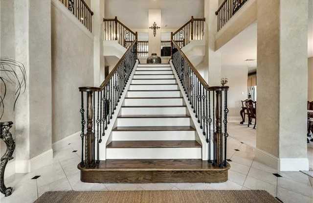 1807 Lake Whitney Lane Gallery 3