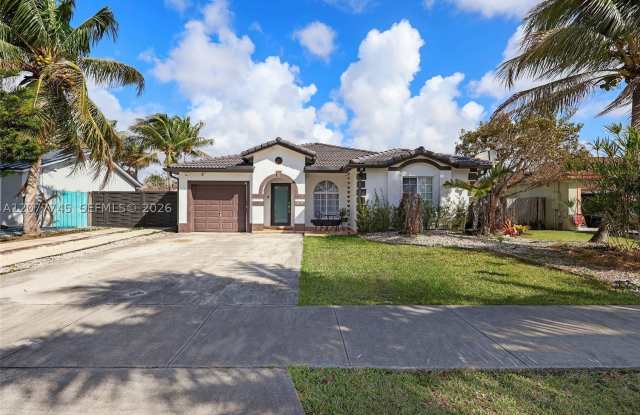 12633 SW 224th St photos photos