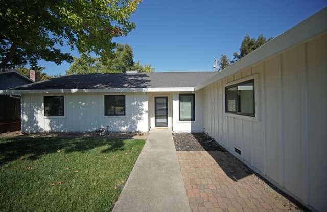 3115 Westwood Drive Gallery 2