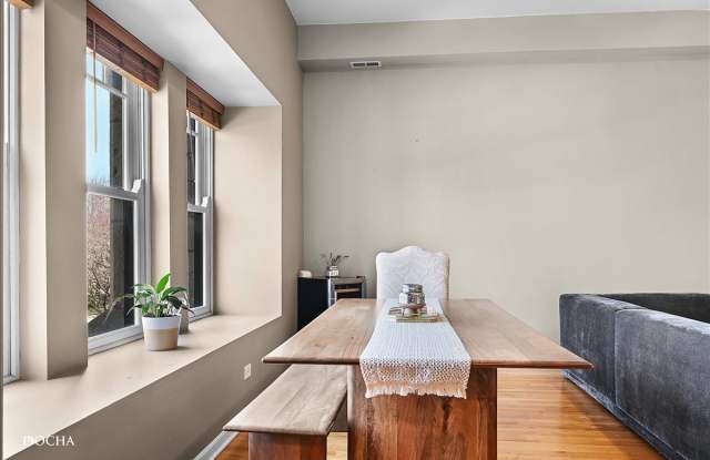 4545 S Drexel Boulevard Gallery 3