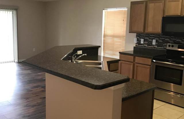 5512 Talbot Boulevard Gallery 3