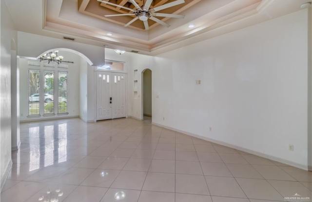 4012 Tyler Avenue Gallery 3