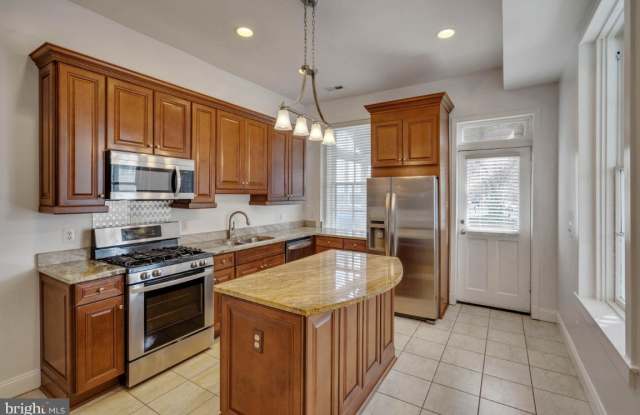 211 ALFRED STREET - 211 South Alfred Street, Alexandria, VA 22314