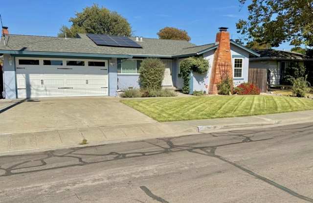 MOVE-IN SPECIAL! 1/2 MONTH OFF FIRST MONTH'S RENT! | $3,990 / Stunning 4BR/2BA Family Home in Dublin! photos photos