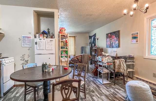 913 West Ridge Street - 2 - 913 West Ridge Street, Marquette, MI 49855