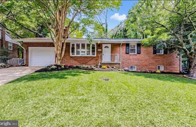 8209 ROSARYVILLE Road Gallery 4