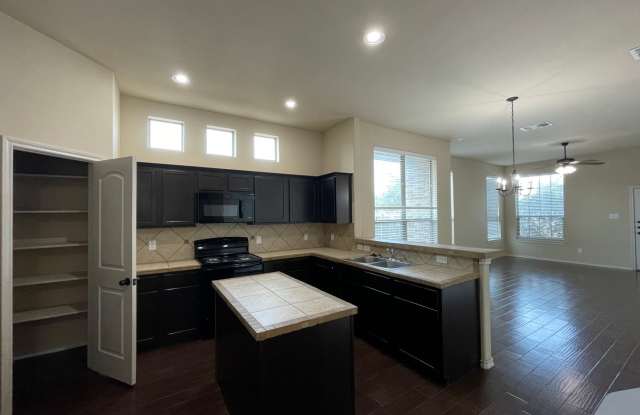 Townhome for rent Gallery 4