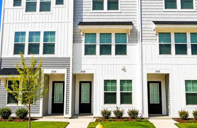 Brand New Townhome | 3 BR/3.5BA | 1-Car Garage | Near Downtown Mooresville photos photos