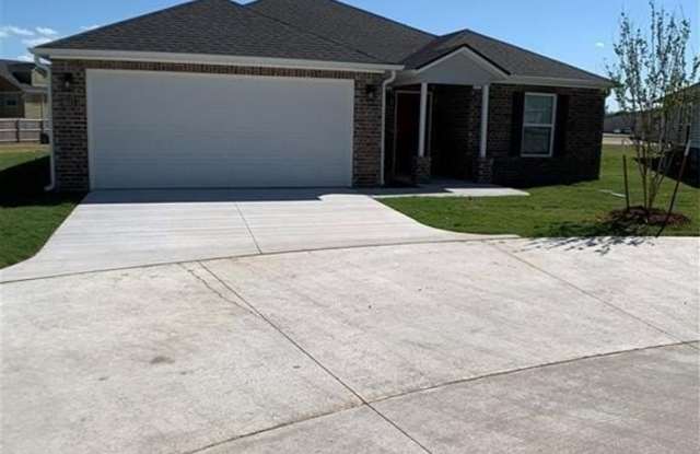 6817 Veterans  AVE - 6817 Veterans Avenue, Fort Smith, AR 72916