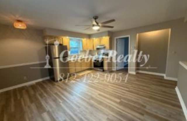 4245 North First Avenue photos photos