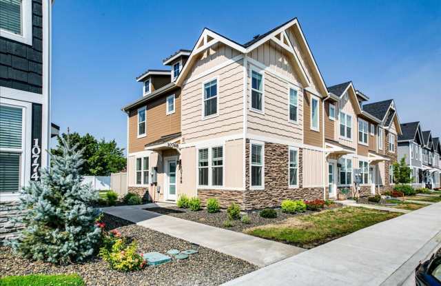 Two Story Townhome Located Off Of Amity  Five Mile! - 10768 West Brownstone Lane, Ada County, ID 83709