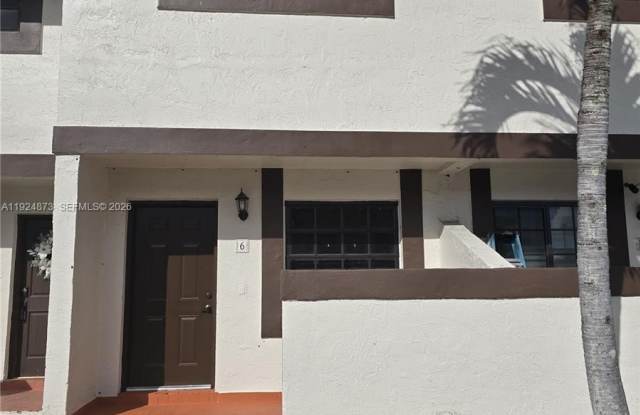 13215 SW 57th Ter photos photos