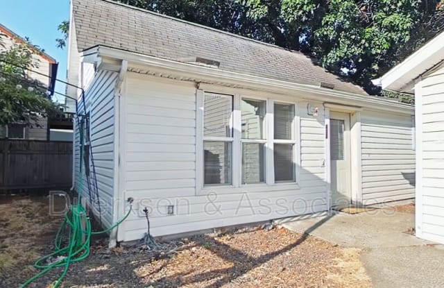 432 NW 15th - 432 Northwest 15th Street, Corvallis, OR 97330