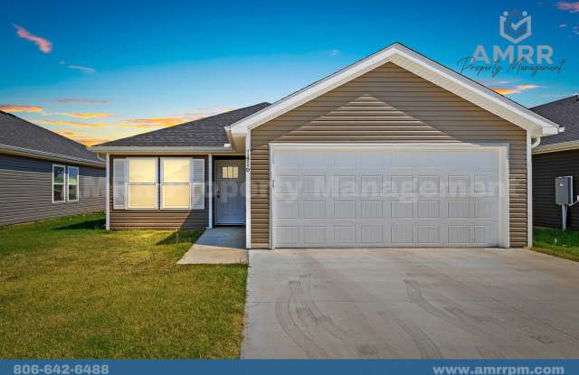3-Bedroom Home In Suburban-Style Neighborhood! photos photos