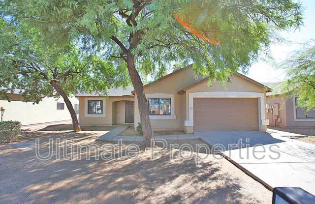 4611 N 87th Ave photos photos