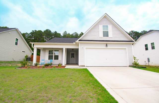 Coming Soon! 3 Bedroom 2 Bath with Bonus! photos photos