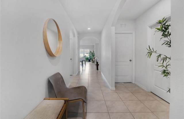 9009 PINALES Way Gallery 4