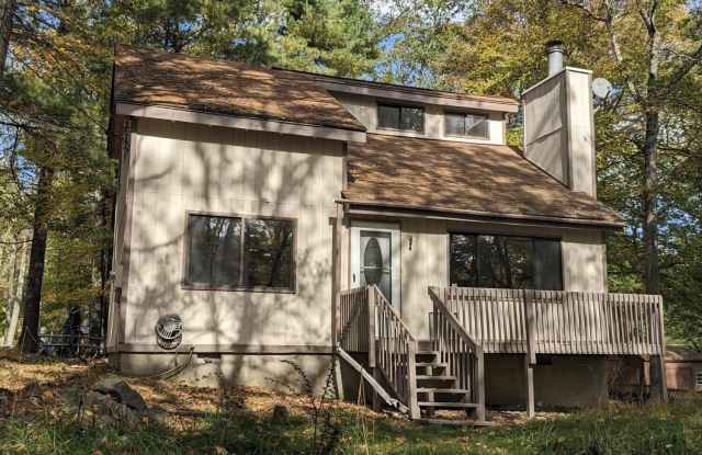 102 Red Squirrel Ct Court - 102 Red Squirrel Court, Pike County, PA 18328