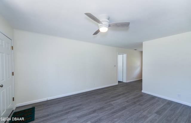 170 Highland Avenue Gallery 4