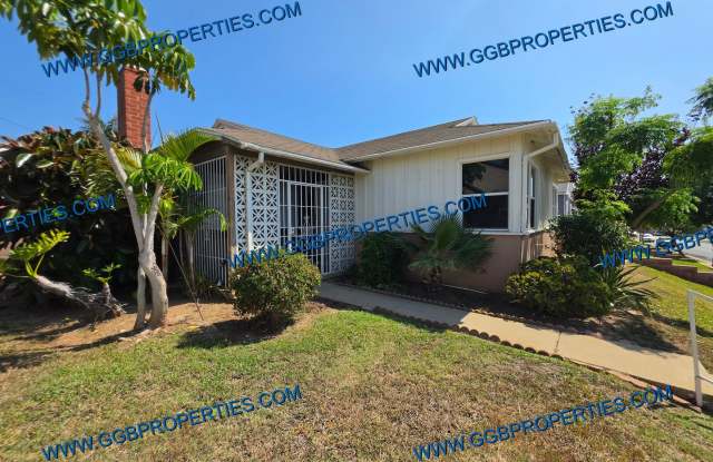 Gorgeous Turnkey 4 BD / 2.5 BA Home in Hawthorne Gallery 3