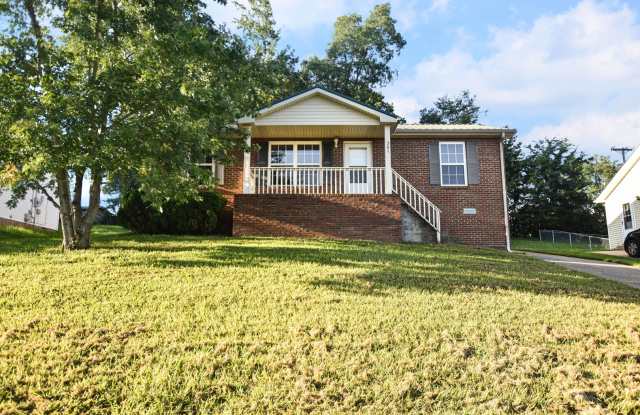 Pet Friendly Three Bedroon! photos photos