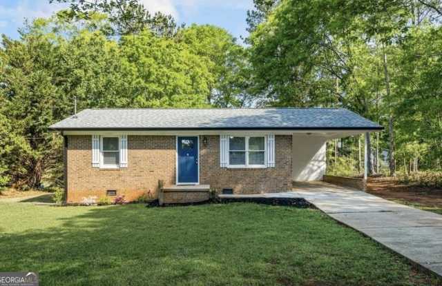 1181 Commerce Street - 1181 Commerce Street, Madison, GA 30650