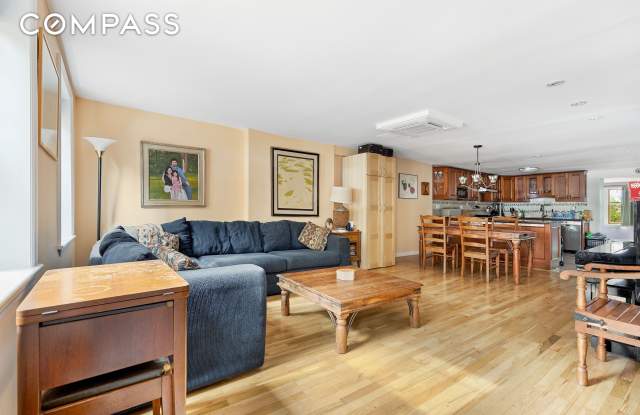 199 8th Street photos photos