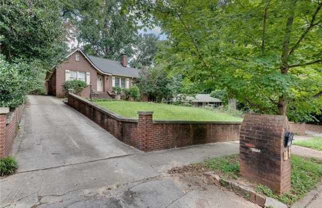 1424 Emory Road NE Gallery 1