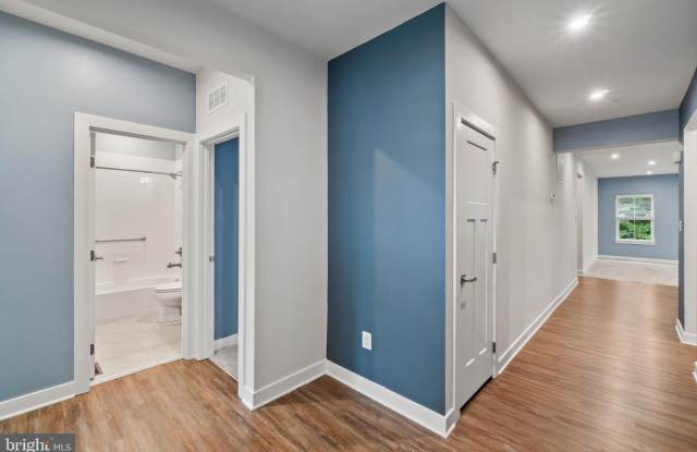 2152 NOTTOWAY Drive Gallery 4