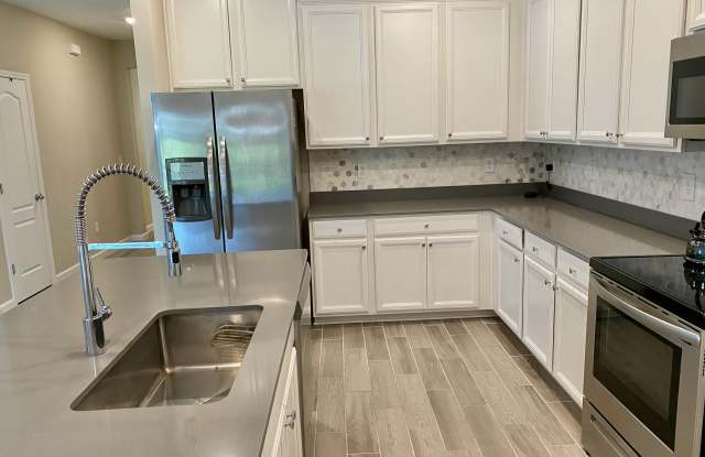10196 PAVNES CREEK DR Gallery 4