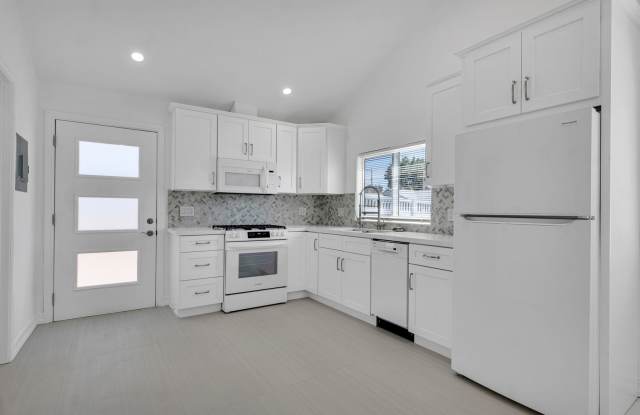 Brand-New Studio Guest House with Modern Comfort  Charm photos photos
