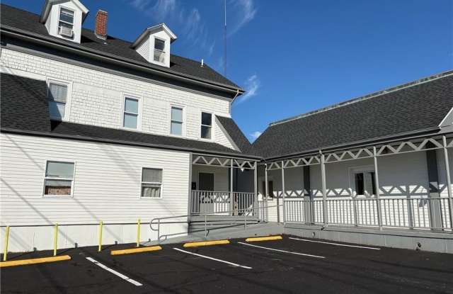 191 Nashua Street unit: 2 photos photos