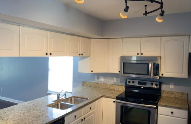 1629 EVANS DR S Gallery 2