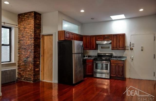 117 Carlton Avenue - 117 Carlton Avenue, Brooklyn, NY 11205