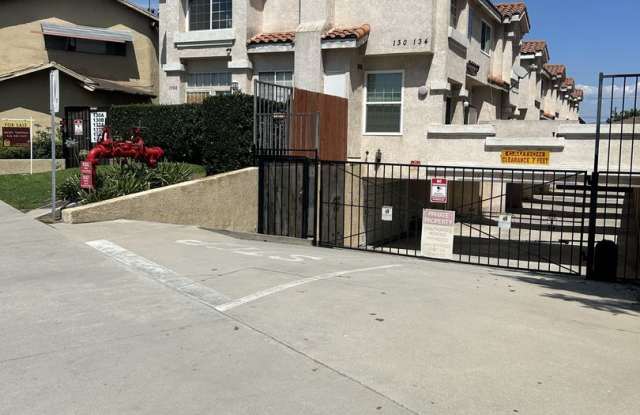 Cozy 3 bedroom Condo in the most demanded neighborhood at City of Alhambra photos photos