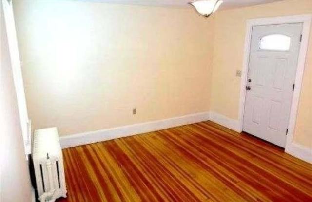 35 Mann Avenue Gallery 3