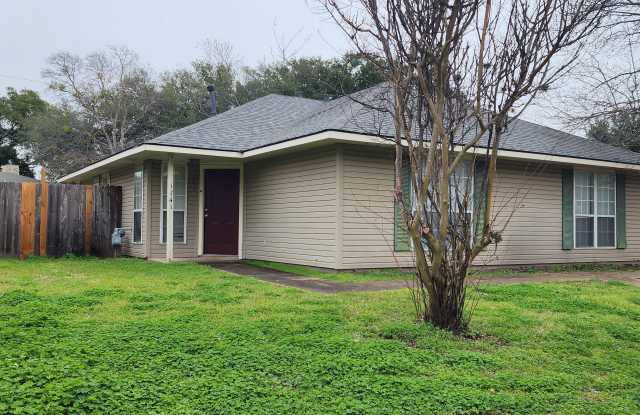 1141 Oney Hervey Dr photos photos