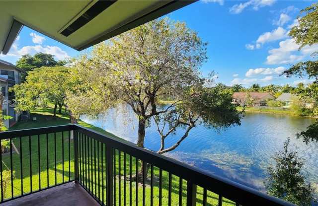 9975 Nob Hill Ln - 9975 Nob Hill Lane, Sunrise, FL 33351