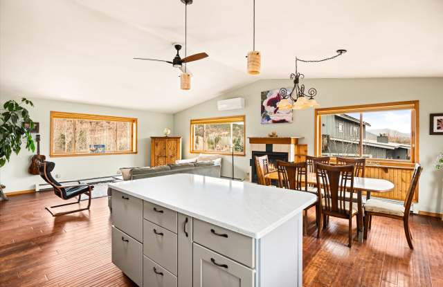 840 Latigo Loop photos photos